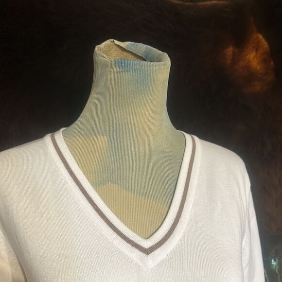 LIJA sweater S (1700) NWT - Picture 2 of 7